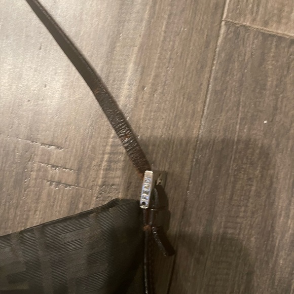 Handbag - Picture 8 of 11